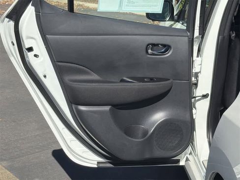 Used 2024 Nissan Leaf SV Plus image 26