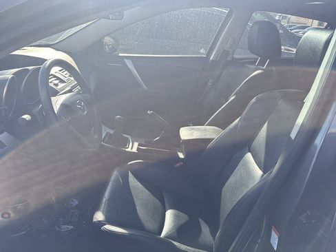 Used 2010 MAZDA MAZDA3 s Grand Touring image 10