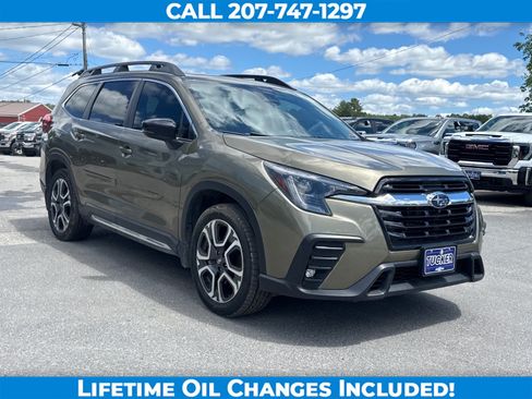 Used 2024 Subaru Ascent Limited w/ Technology Package AWD/4WD image 3