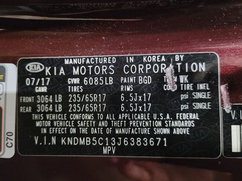 Used 2018 Kia Sedona LX FWD image 33