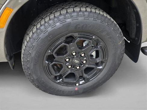 New 2025 Ford Ranger XLT image 10