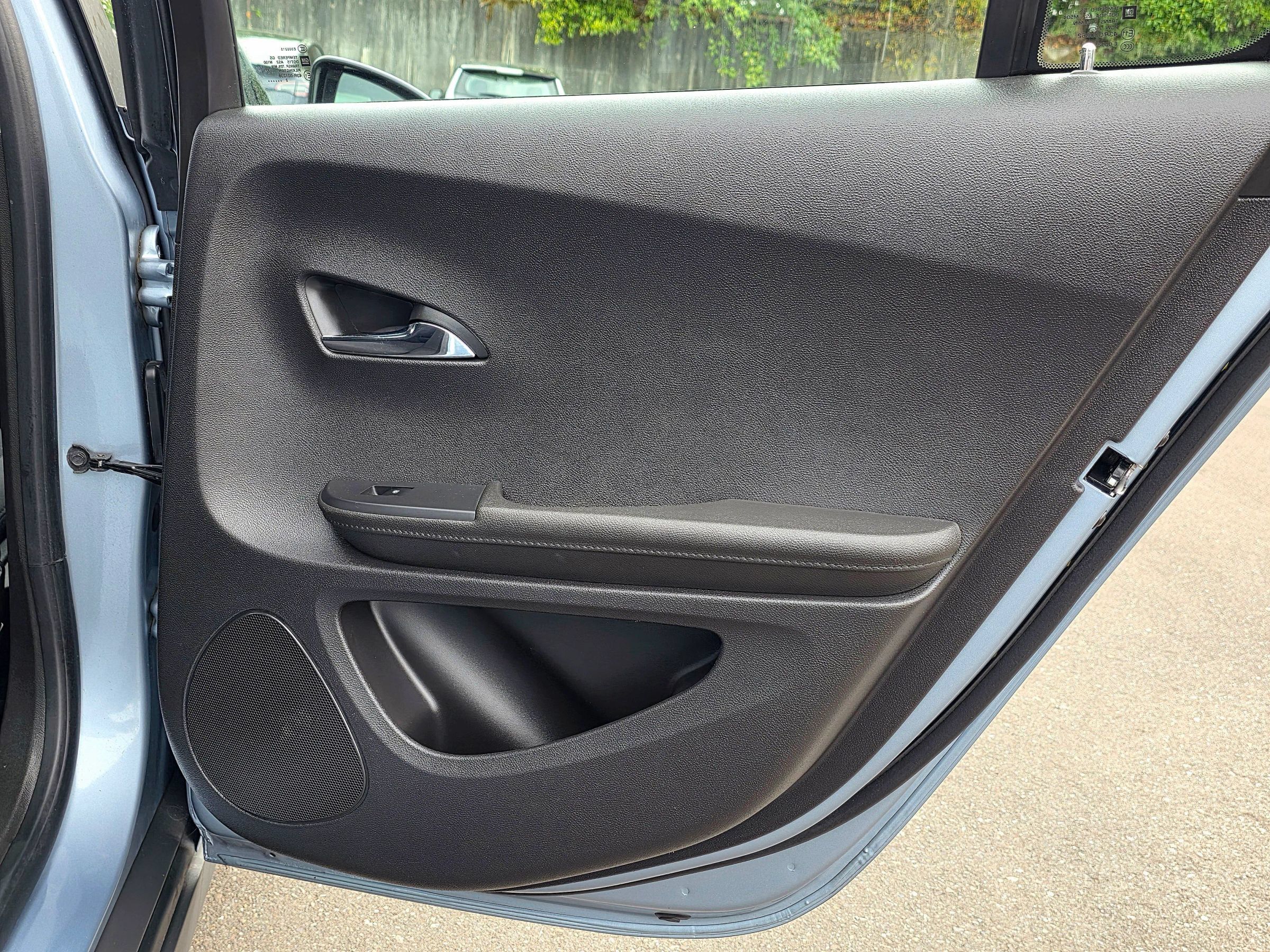 Used 2013 Chevrolet Volt FWD image 58