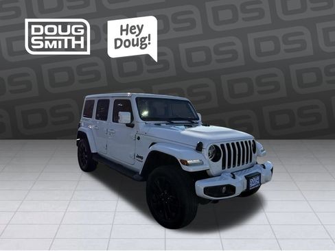 Used 2021 Jeep Wrangler Unlimited Sahara image 7
