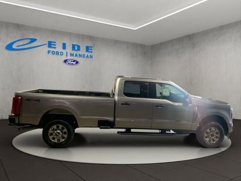 Used 2024 Ford F250 XLT AWD/4WD image 8