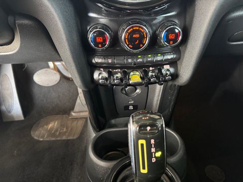Used 2023 MINI Cooper SE FWD image 17