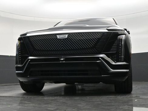 Used 2026 Cadillac Vistiq Premium Luxury AWD/4WD image 27