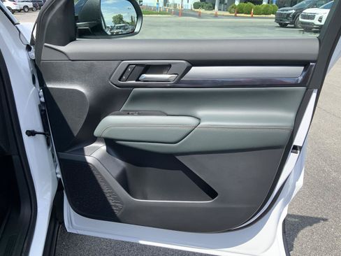 New 2026 GMC Terrain AT4 w/ LPO, Floor Liner Package AWD/4WD image 53