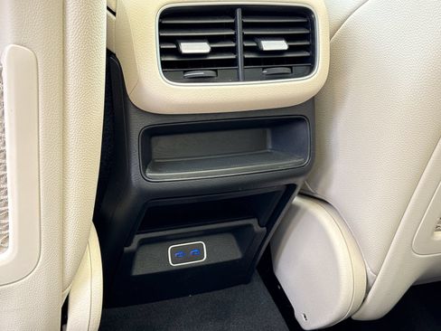 Certified 2024 Mercedes-Benz GLE 350 4MATIC image 11