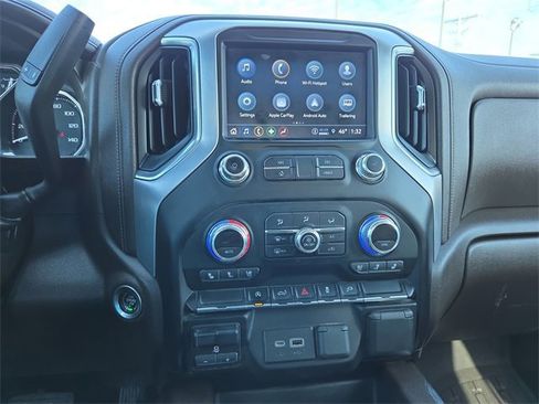 Used 2021 GMC Sierra 1500 SLT image 26