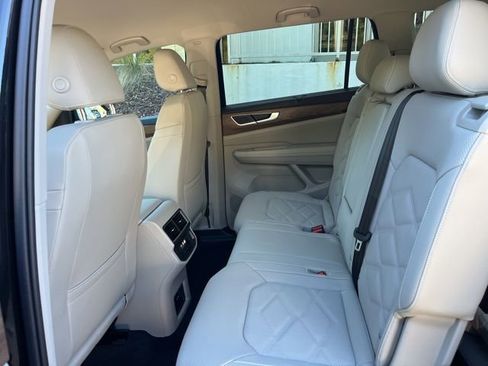 New 2026 Volkswagen Atlas SE image 12