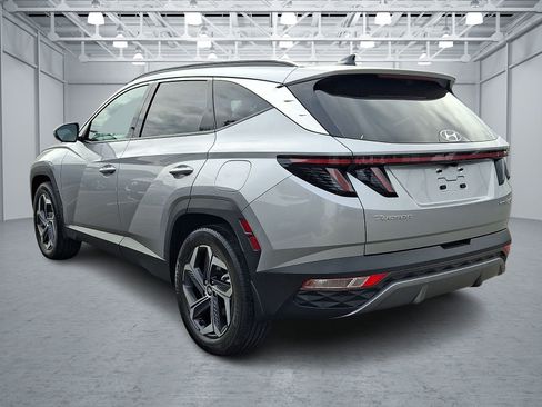 Certified 2024 Hyundai Tucson Limited AWD/4WD image 4