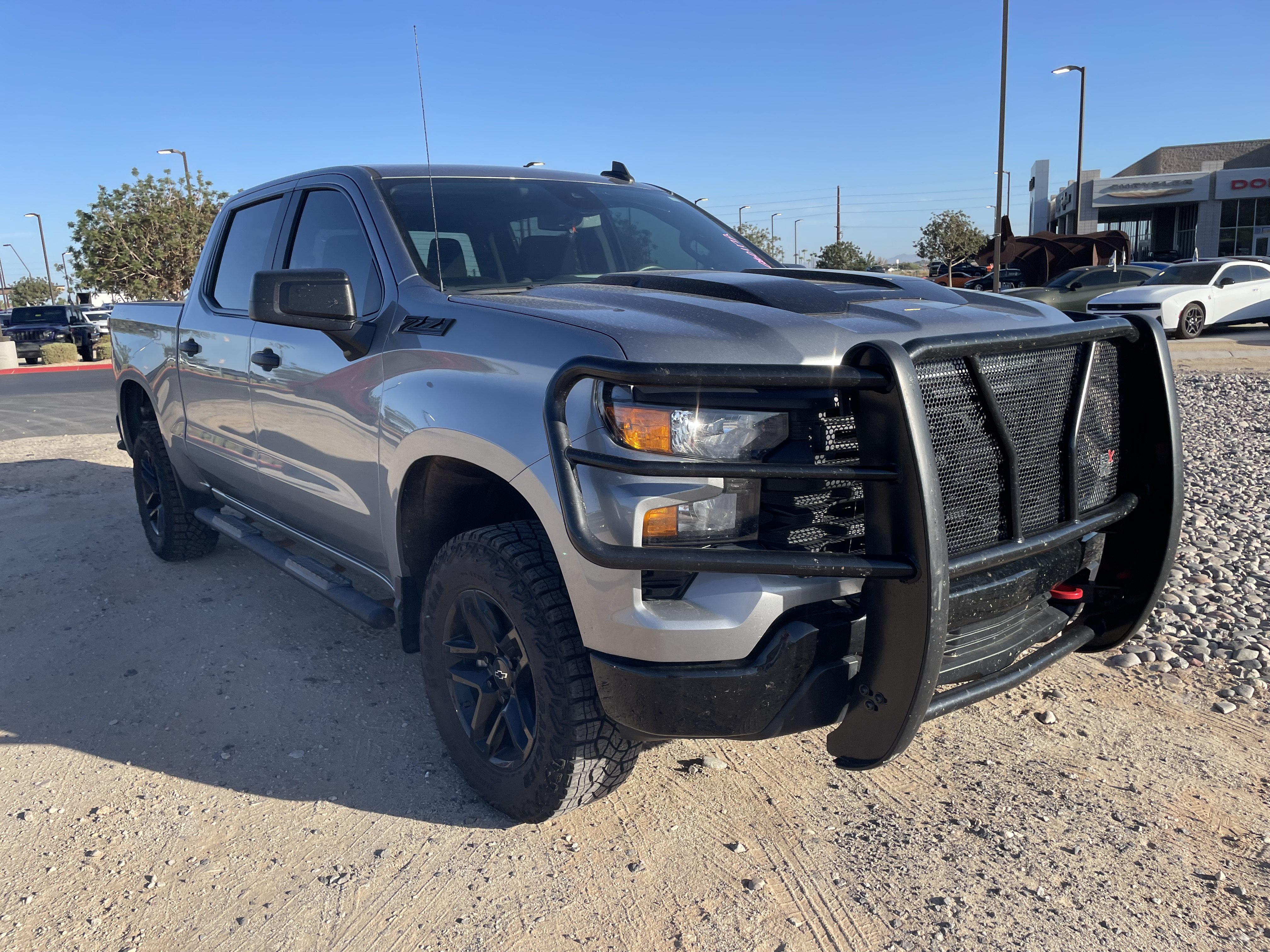 Used 2026 Chevrolet Silverado 1500 Custom Trail Boss w/ LPO, Dark Essentials Package AWD/4WD image 7