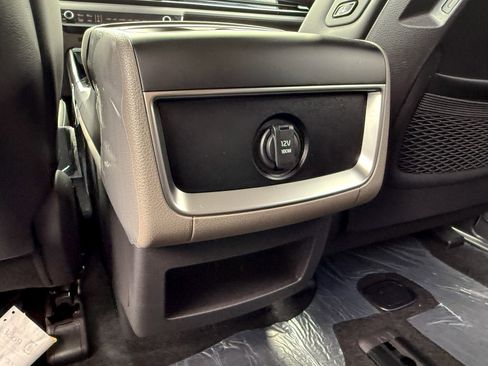 New 2026 Kia Carnival EX image 33