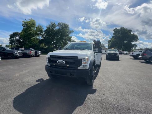 Used 2020 Ford F550 4x4 Regular Cab Super Duty image 2