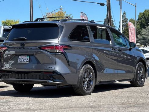 Certified 2025 Toyota Sienna XSE w/ XSE Plus Package AWD/4WD image 3