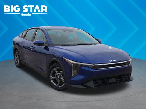 Used 2025 Kia K4 FWD image 1