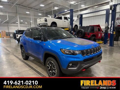 New 2026 Jeep Compass Trailhawk image 1