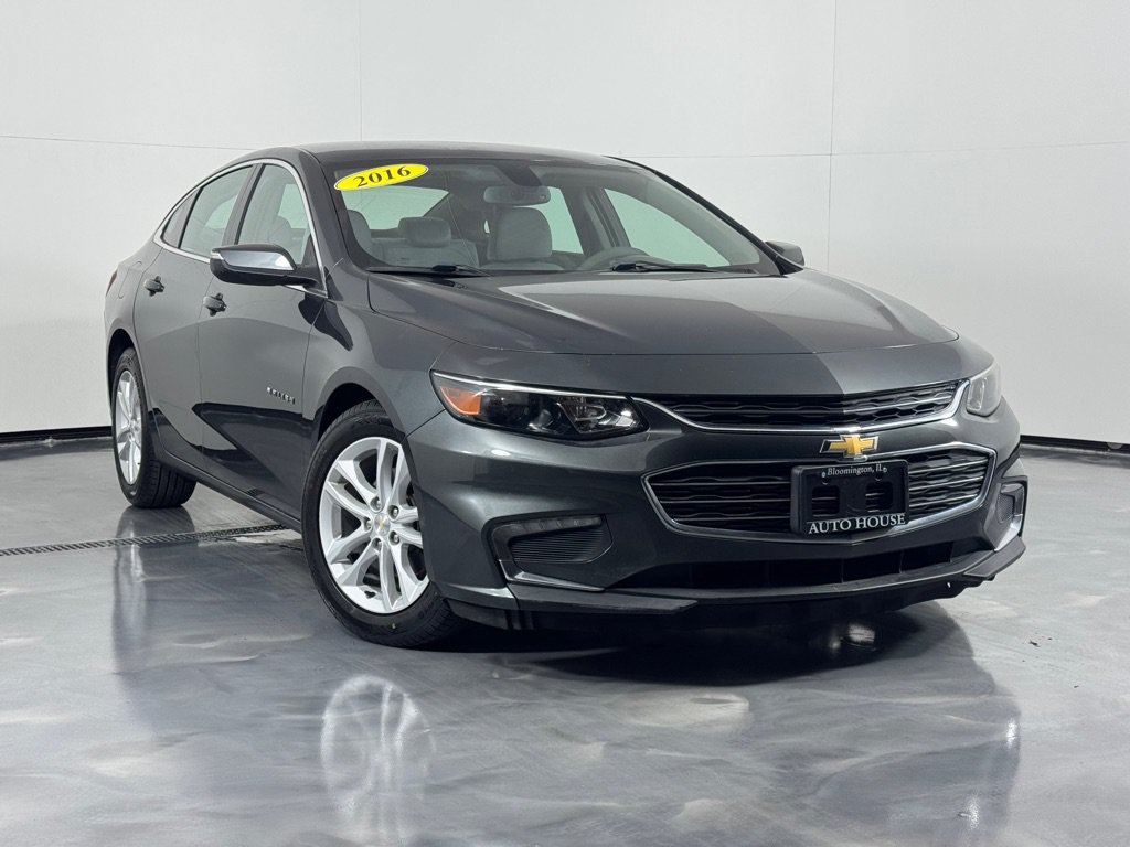 Used 2016 Chevrolet Malibu LT FWD image 2