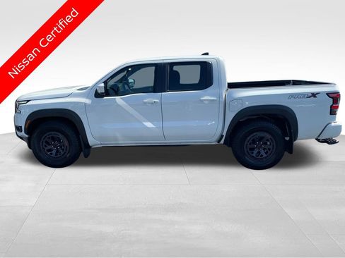 Used 2025 Nissan Frontier Pro-X RWD image 2