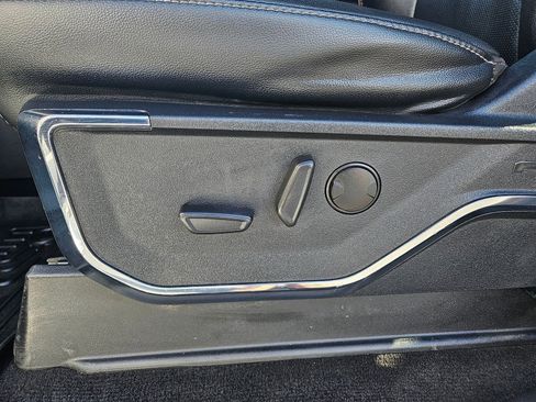 Used 2022 Ford F150 Lariat AWD/4WD image 34