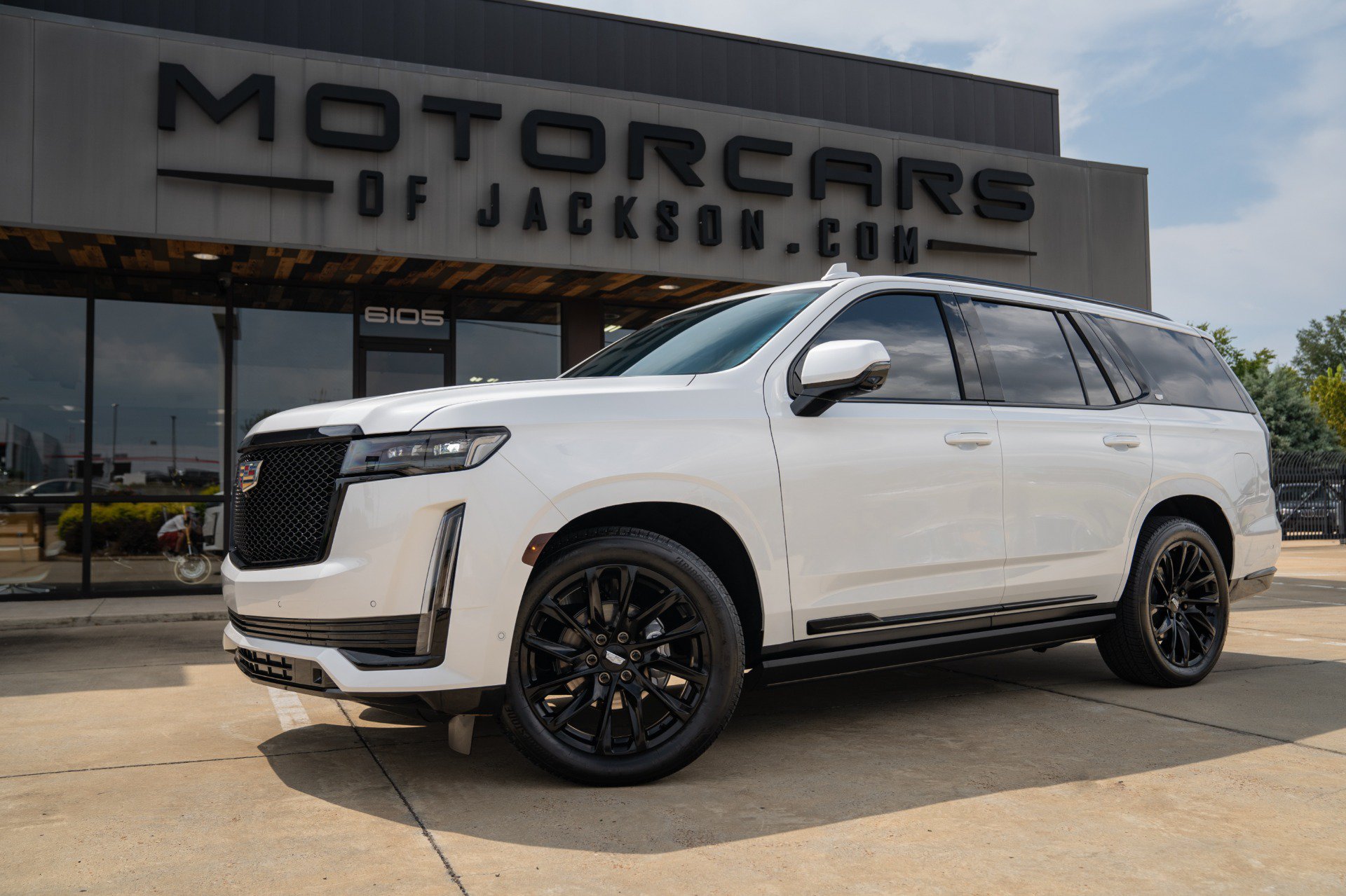 Used 2024 Cadillac Escalade Sport Platinum AWD/4WD image 1