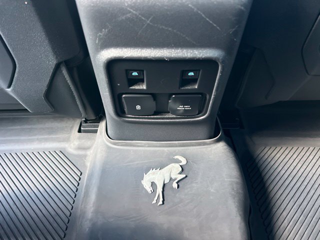 Used 2024 Ford Bronco Badlands AWD/4WD image 19