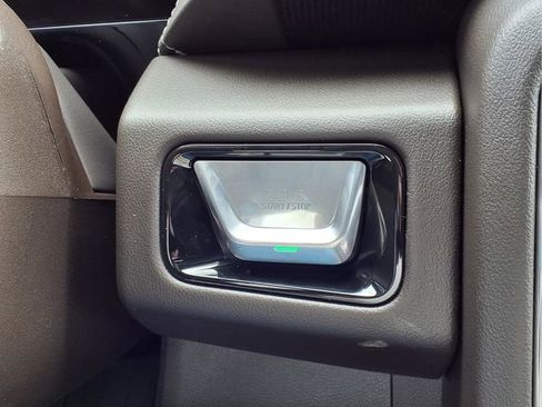 New 2026 GMC Yukon XL Elevation image 15