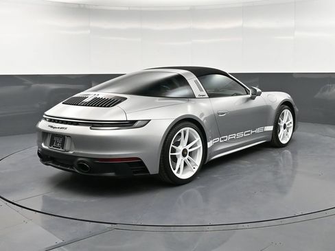 Certified 2024 Porsche 911 Targa 4 GTS image 8