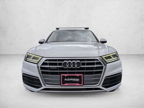 Used 2019 Audi Q5 2.0T Premium Plus w/ Premium Plus Package image 2