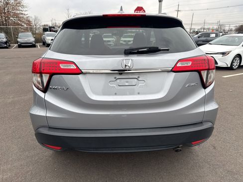 Used 2022 Honda HR-V EX image 6