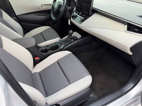 Used 2024 Toyota Corolla LE FWD image 14