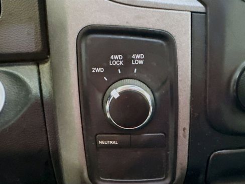 Used 2013 RAM 1500 Express AWD/4WD image 31