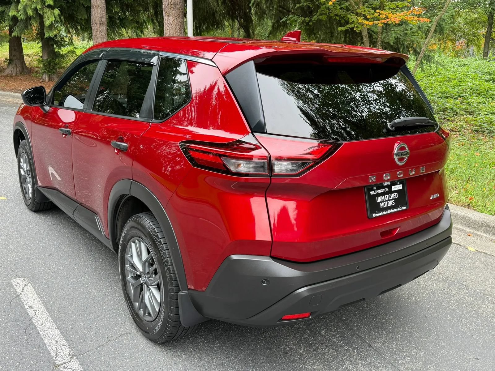 Used 2021 Nissan Rogue S AWD/4WD image 11