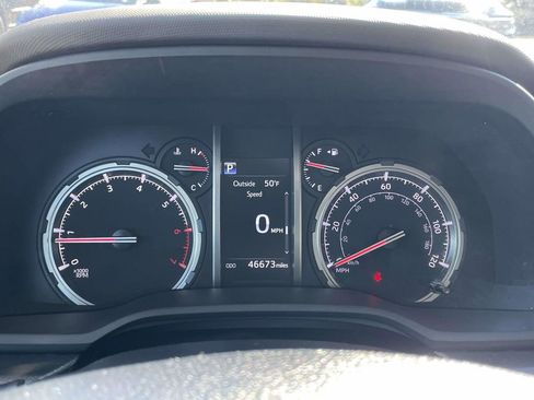 Used 2024 Toyota 4Runner TRD Off-Road Premium image 16