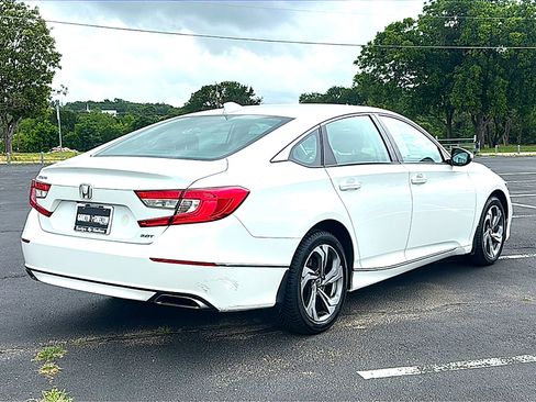 Used 2018 Honda Accord EX-L image 8