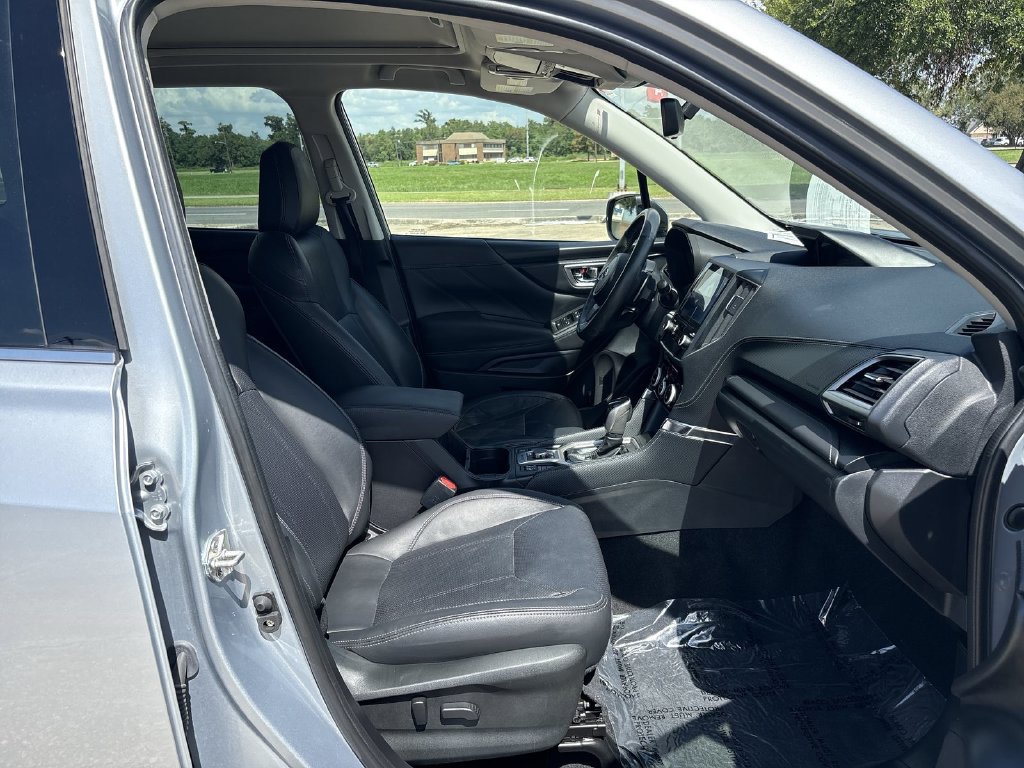 Used 2023 Subaru Forester Touring AWD/4WD image 31