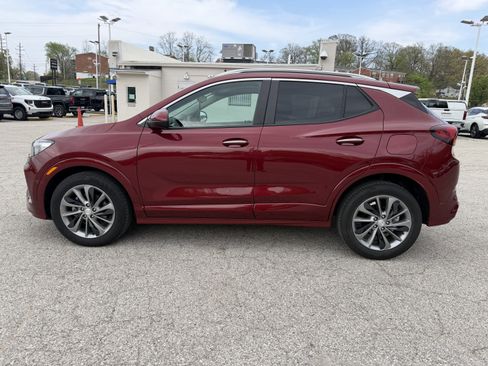 Used 2023 Buick Encore GX Select w/ Sport Touring Package image 4