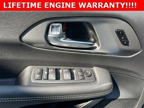 New 2026 Chrysler Pacifica Select FWD image 14