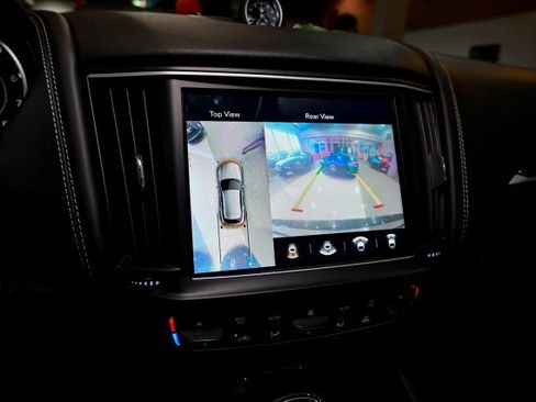 Used 2022 Maserati Levante Modena image 38