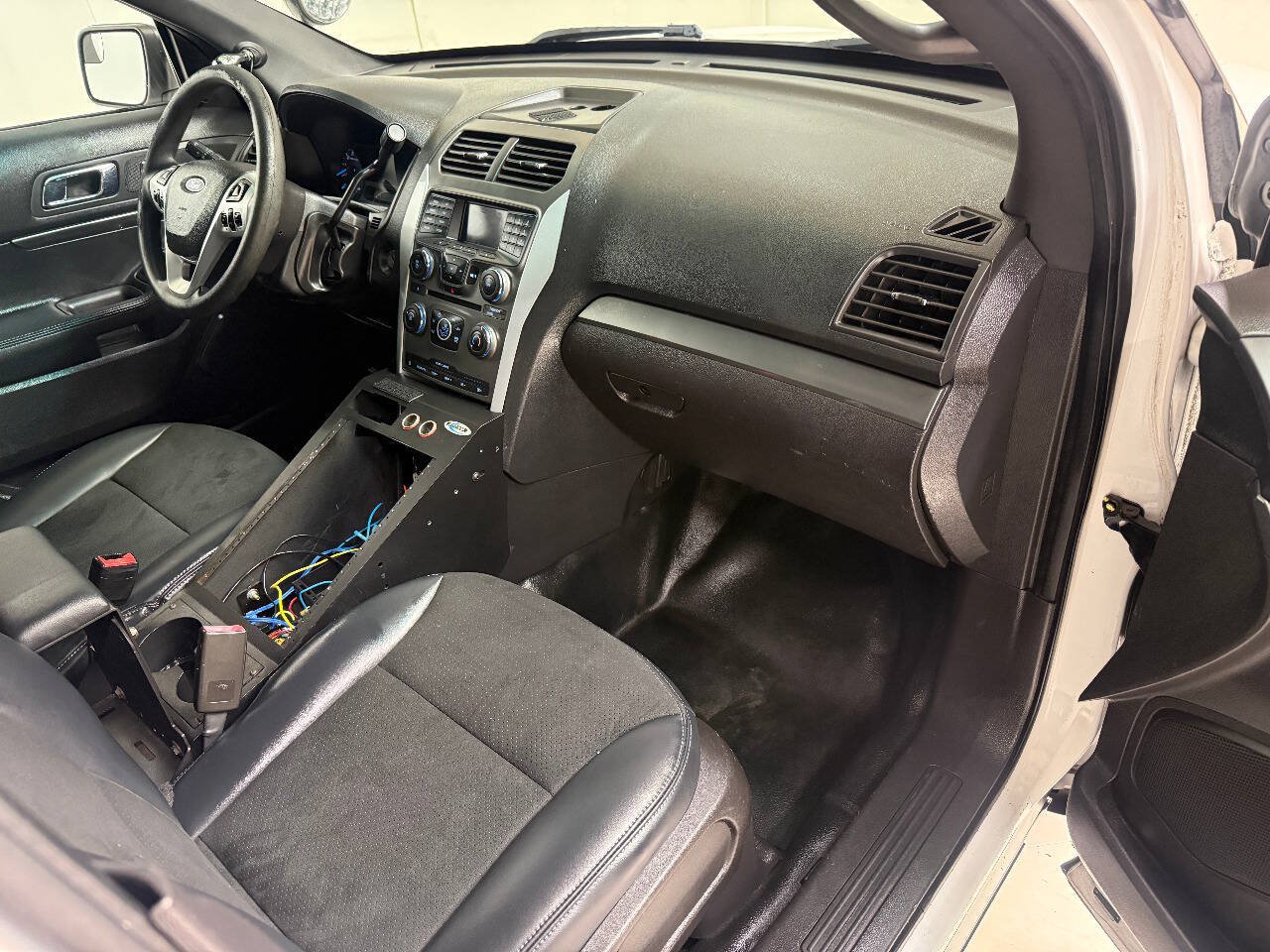 Used 2015 Ford Explorer 4WD Police Interceptor image 25