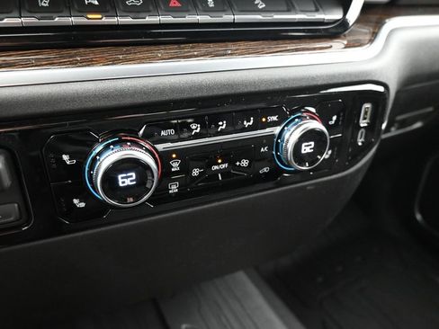 New 2026 GMC Sierra 3500 SLE w/ SLE Value Package image 15