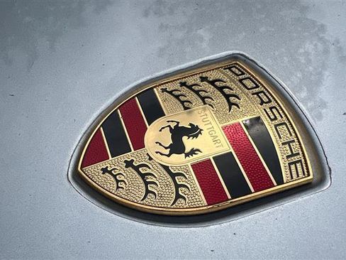 Used 2018 Porsche 718 Boxster RWD image 31