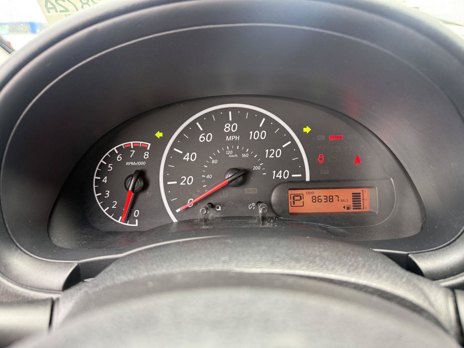 Used 2014 Nissan Versa S Plus FWD image 17