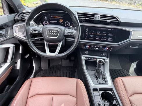 Used 2020 Audi Q3 2.0T Premium Plus w/ Premium Plus Package image 10