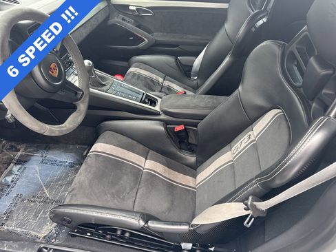 Used 2018 Porsche 911 GT3 image 6