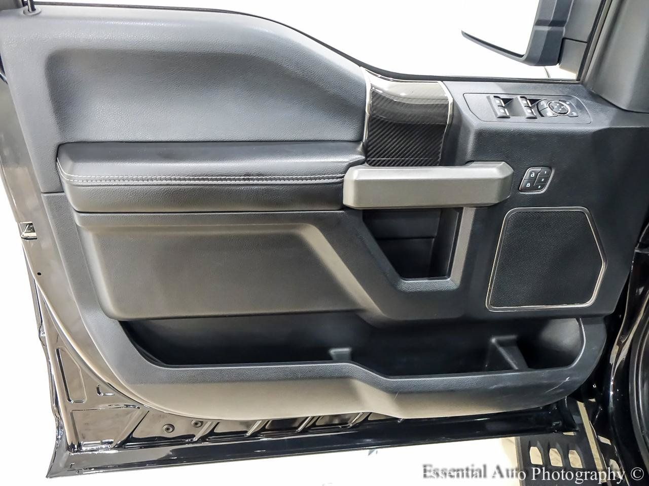 Used 2019 Ford F150 Raptor w/ Equipment Group 802A Luxury AWD/4WD image 29