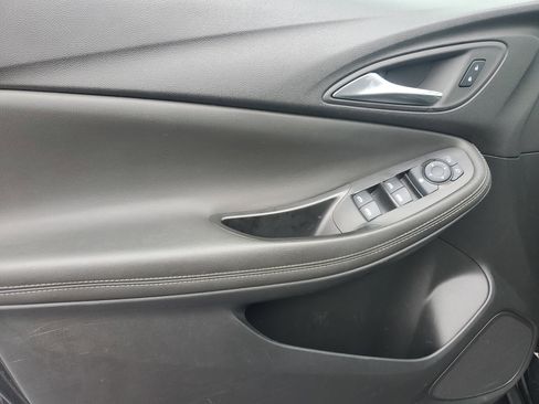 Used 2024 Buick Encore GX Sport Touring image 16