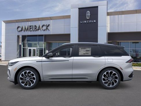 New 2026 Lincoln Nautilus Reserve image 3