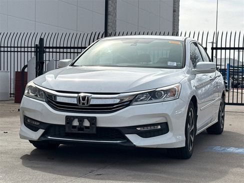 Used 2016 Honda Accord EX-L image 2