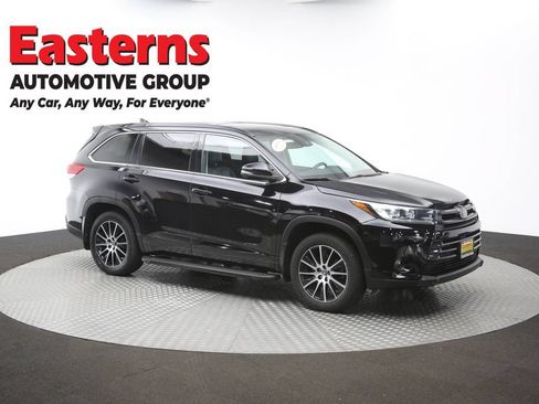 Used 2018 Toyota Highlander SE AWD/4WD image 49